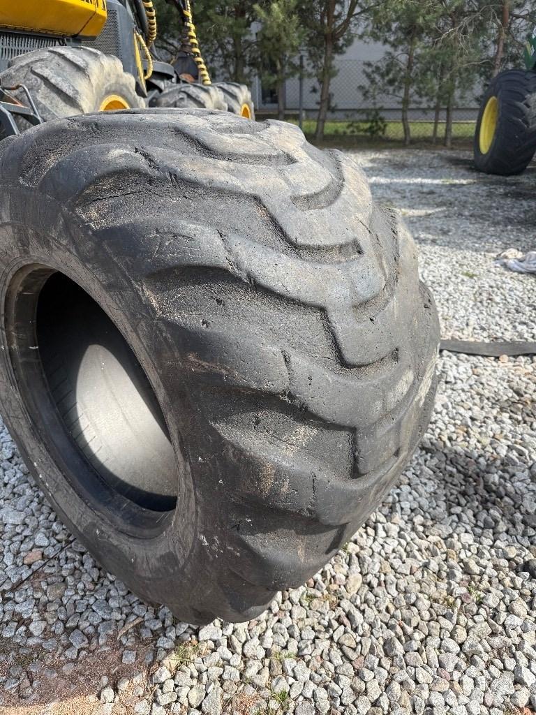Nokian 710/40-24.5 Gume, kolesa in platišča