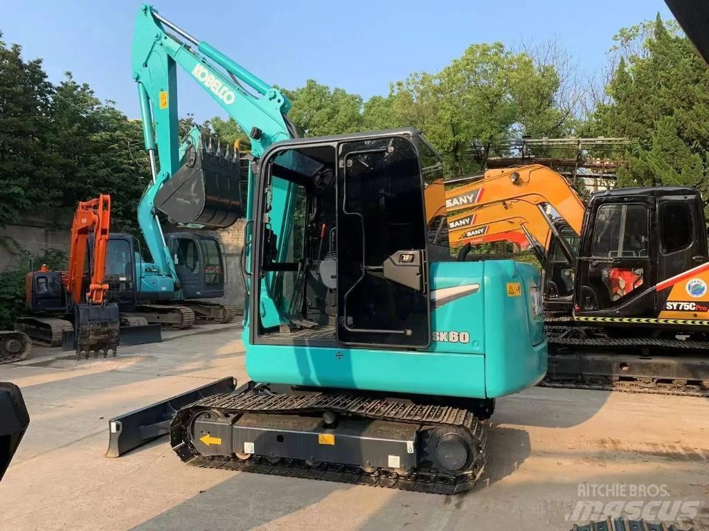 Kobelco SK80D Midi bagri 7t – 12t