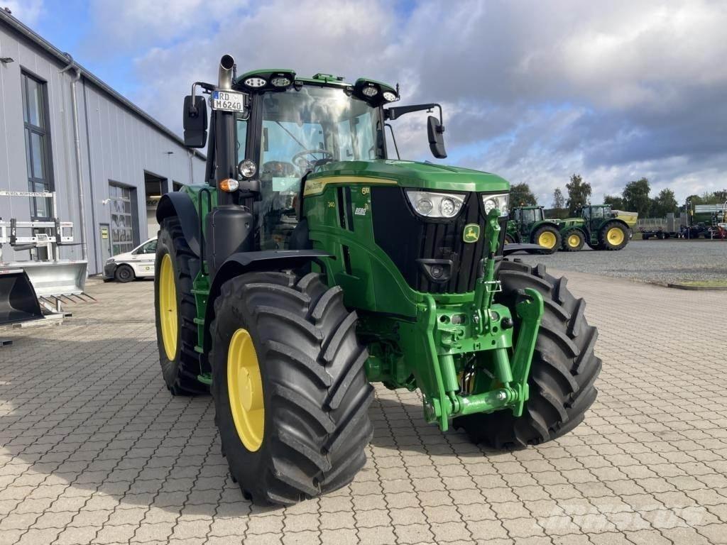 John Deere 6M240 Traktorji