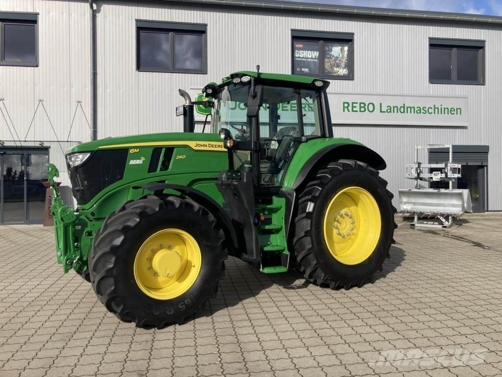 John Deere 6M240 Traktorji