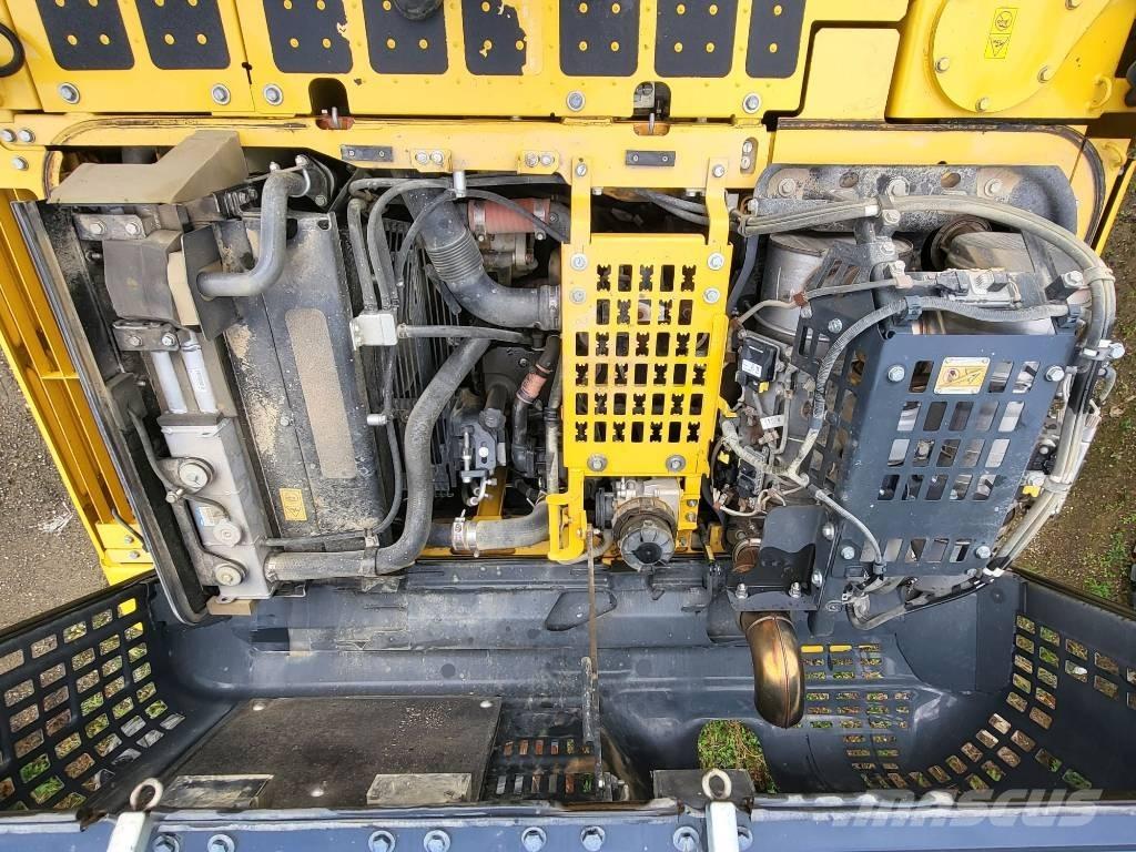 Komatsu PC240NLC-11 Bagri goseničarji