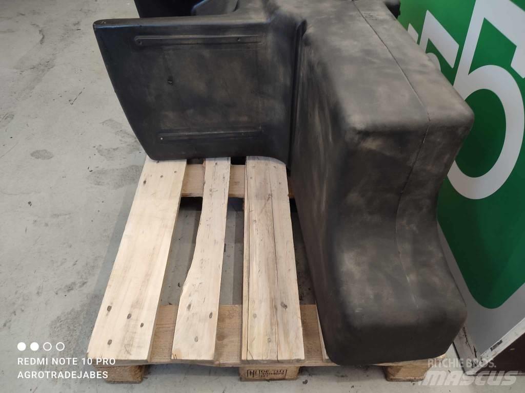 Valtra N91 Fuel Tank Kabine in notranjost