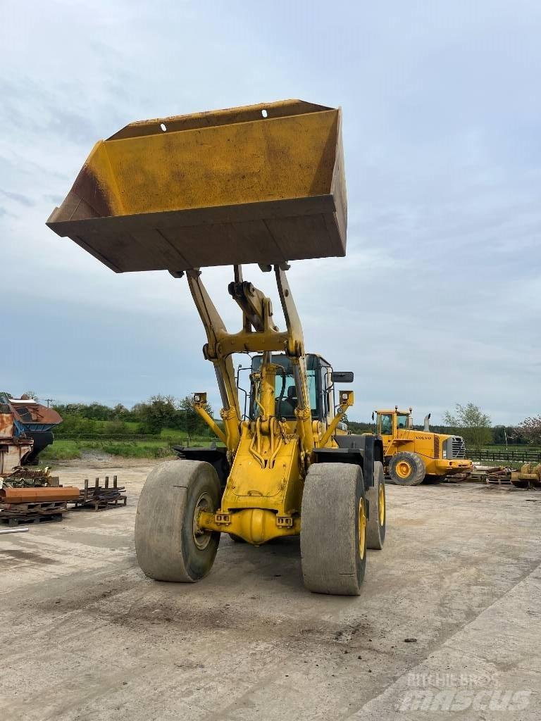 Komatsu WA 470-3H Kolesni nakladalci