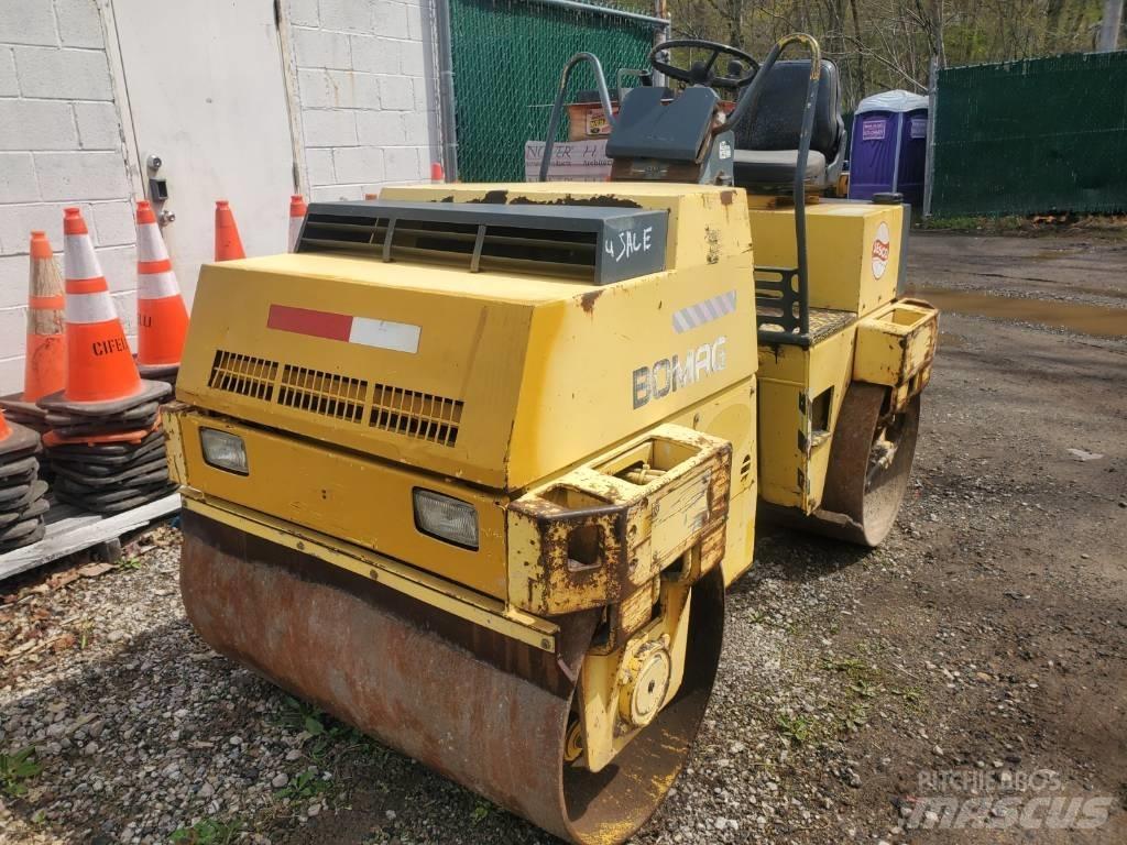 Bomag BW121 AD-2 Dvojni valjarji