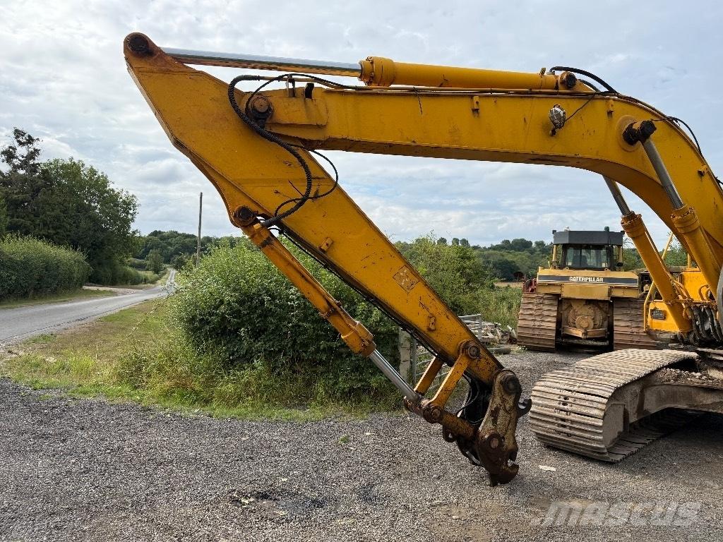 JCB JS 240 LC Bagri goseničarji