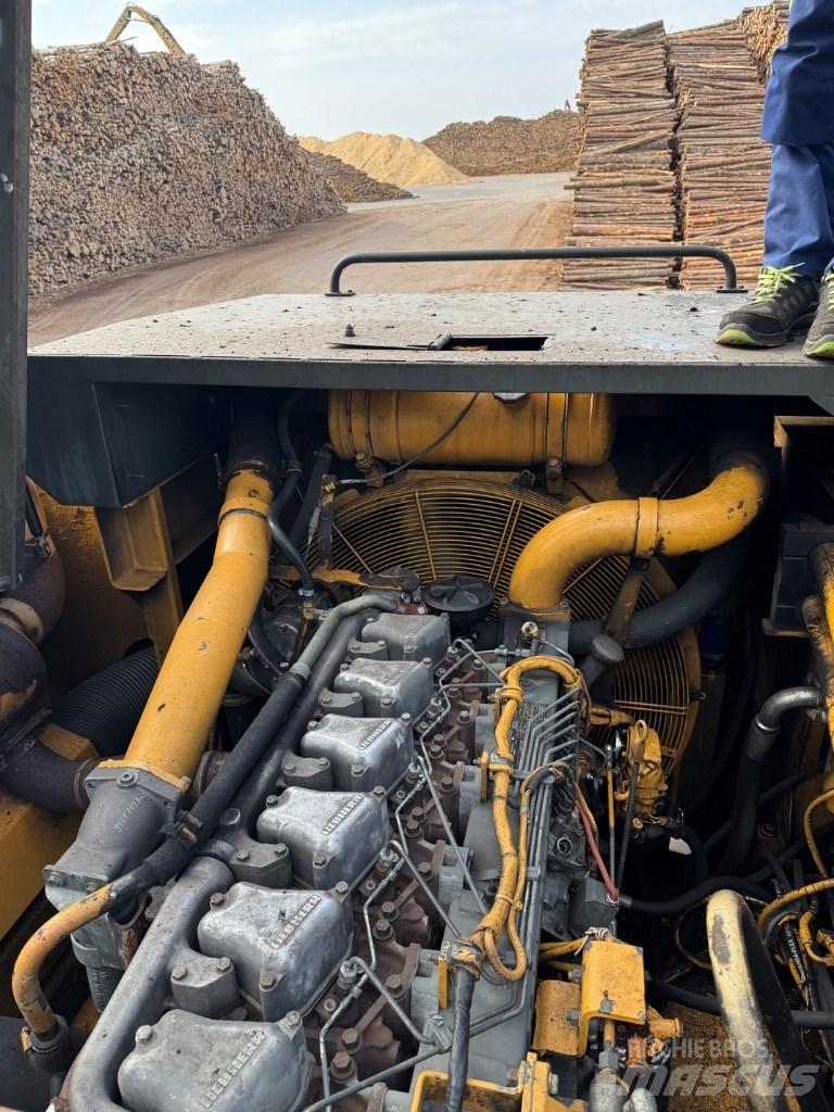 Liebherr A 954 B HD Bagri za prekladanje primarnih/sekundarnih surovin