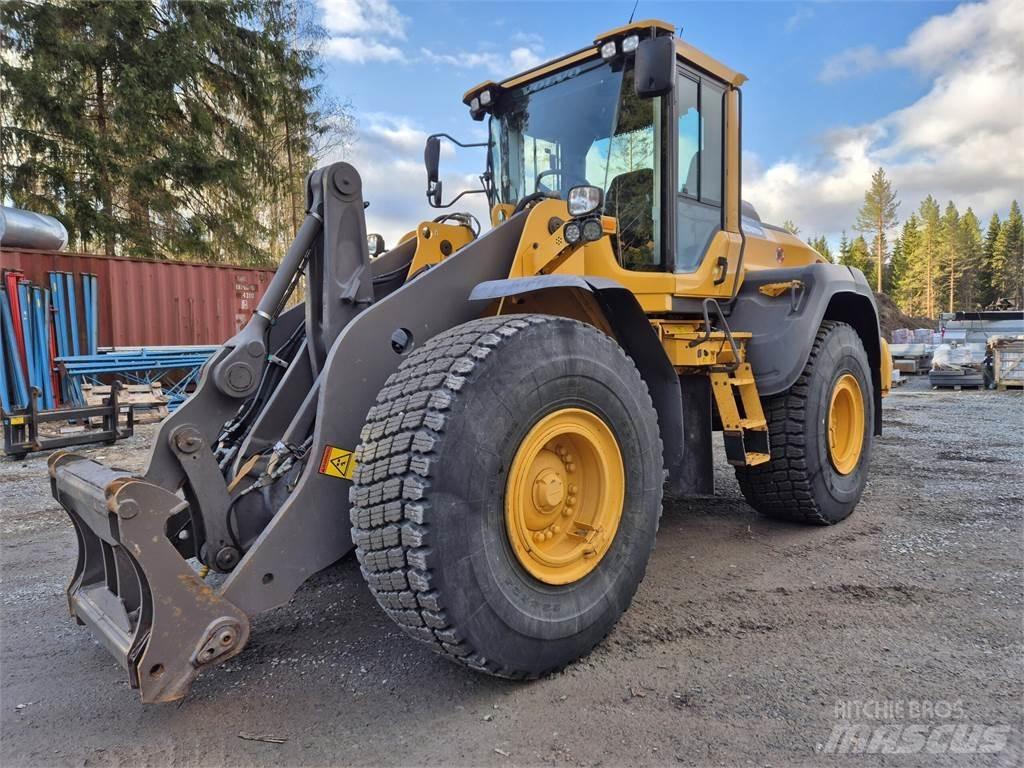 Volvo L110H Kolesni nakladalci