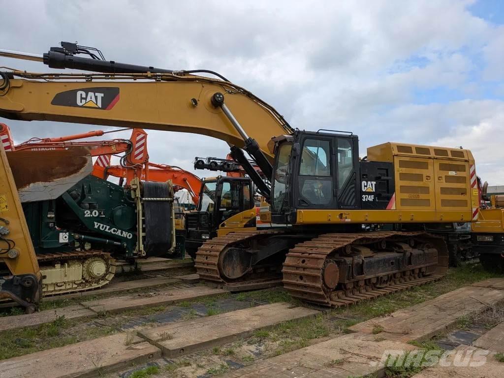 CAT 374F Bagri goseničarji