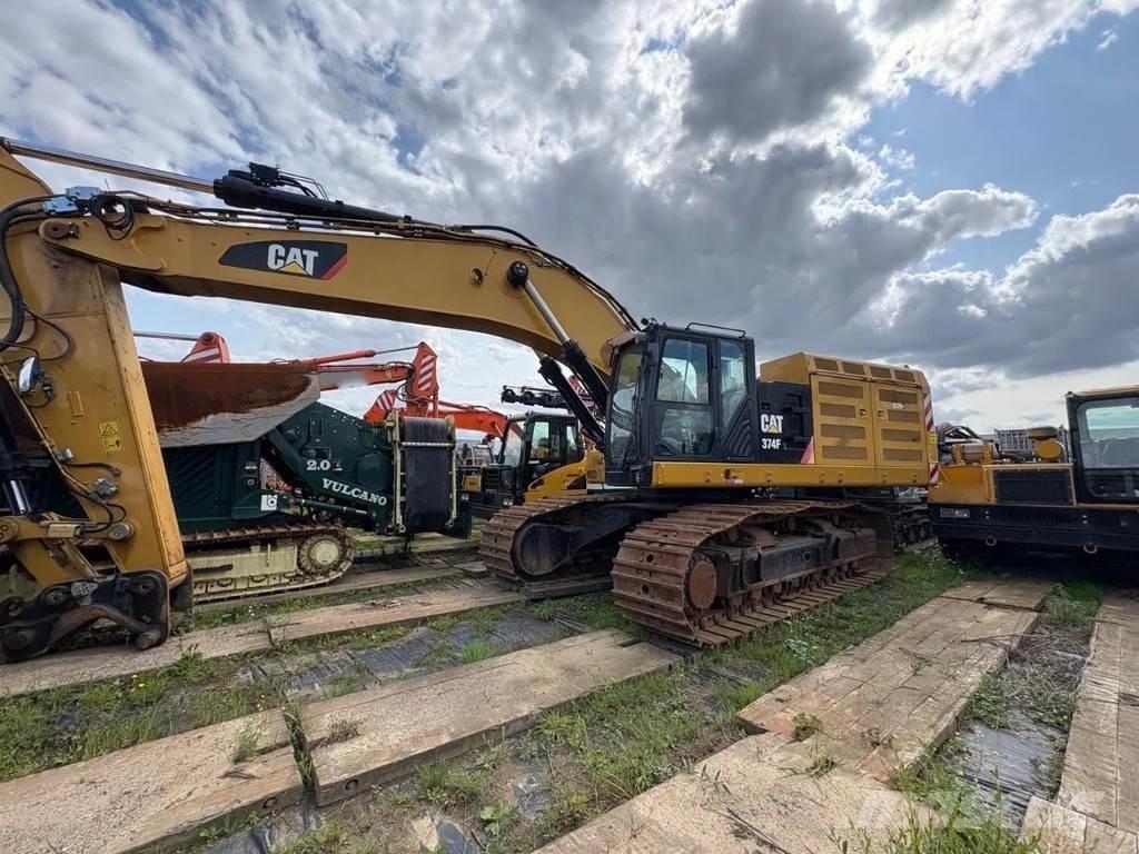 CAT 374F Bagri goseničarji