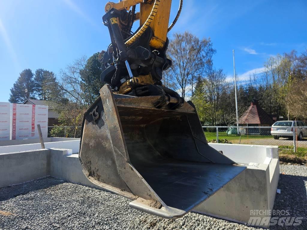 JCB 245 XLR Bagri goseničarji