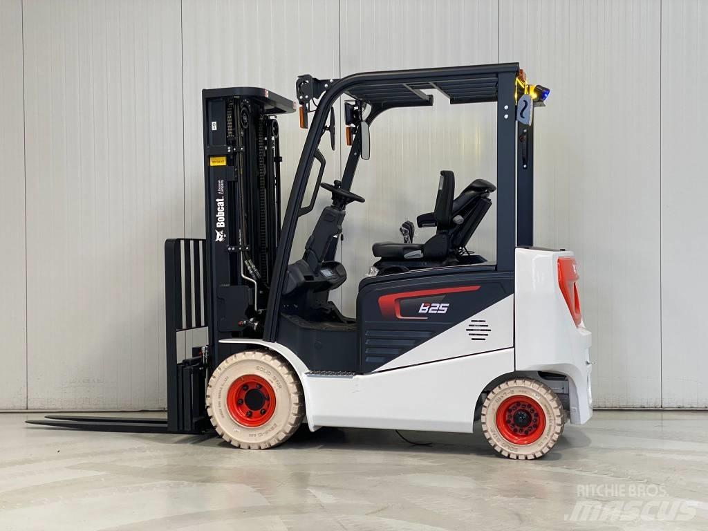 Bobcat B25NS Električni viličarji