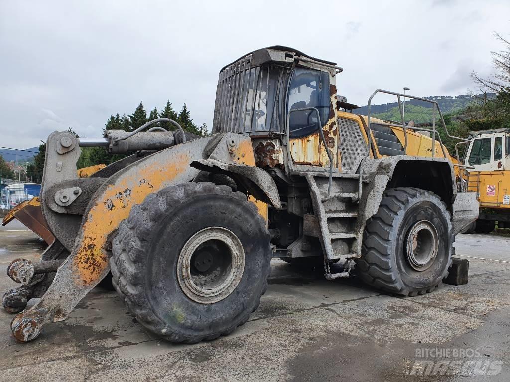 Liebherr L 586 Kolesni nakladalci