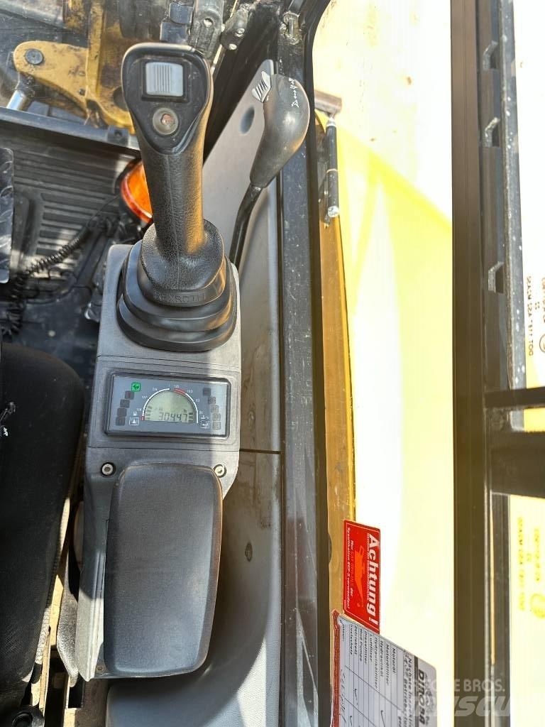 CAT 302.7 D CR Mini bagri <7t