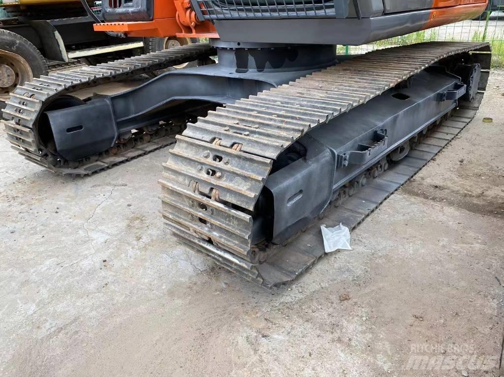 Hitachi ZX 120 Bagri goseničarji