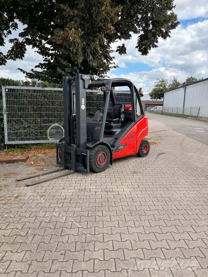 Linde H 30 T Plinski viličarji