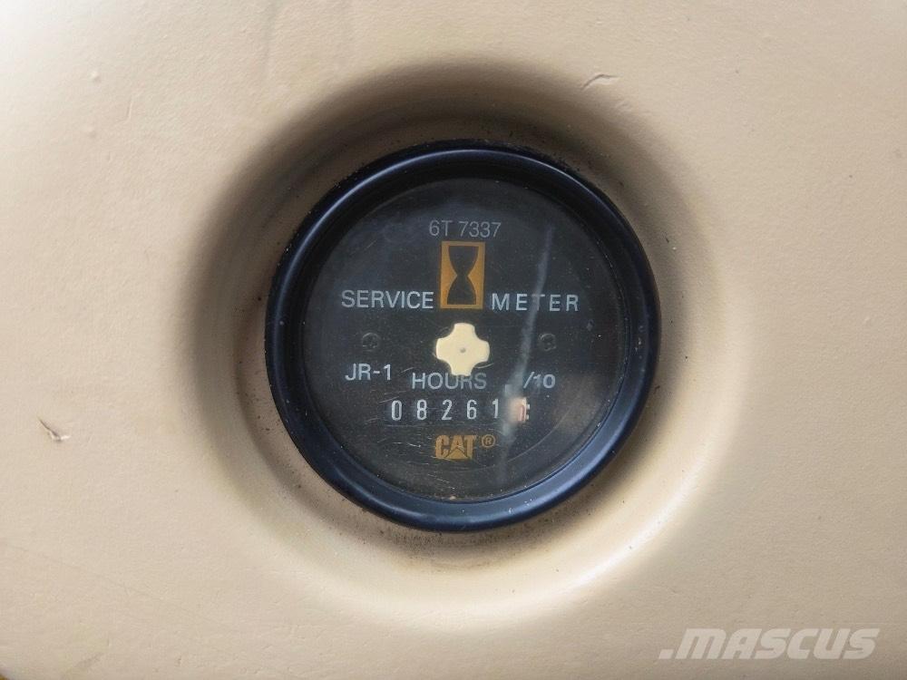 CAT 320BL Bagri goseničarji