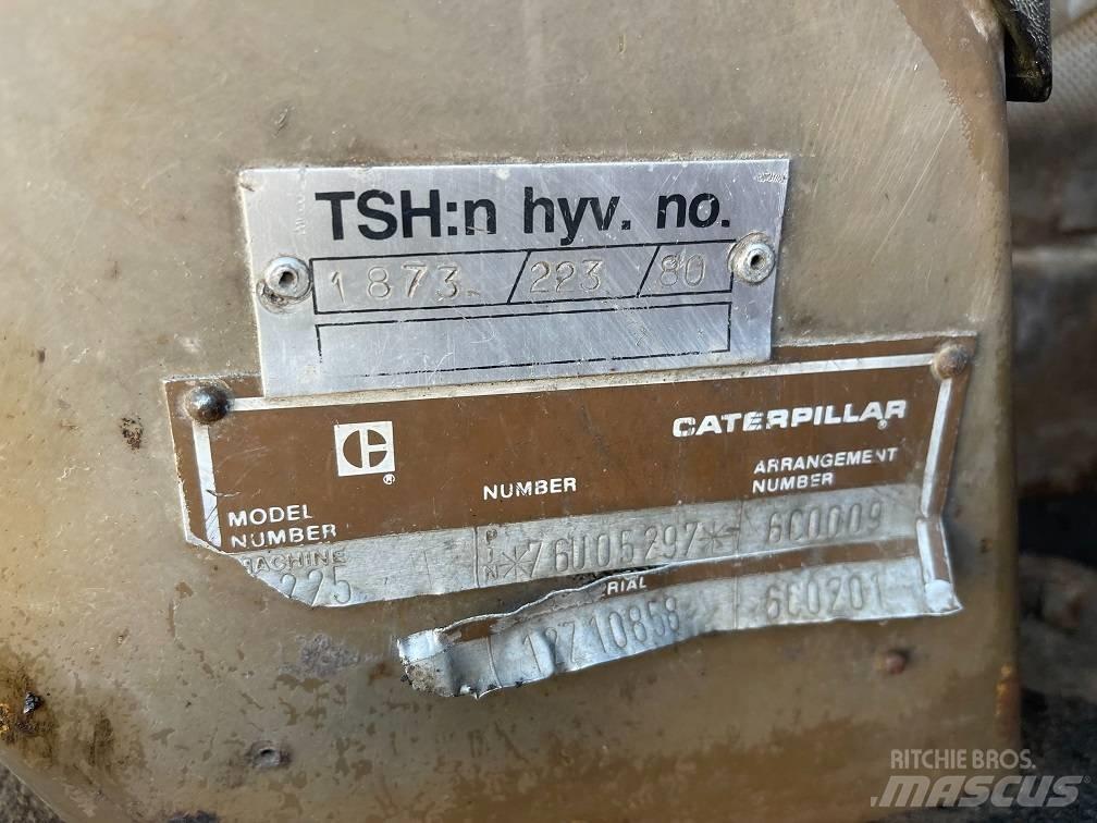 CAT 225 Bagri goseničarji