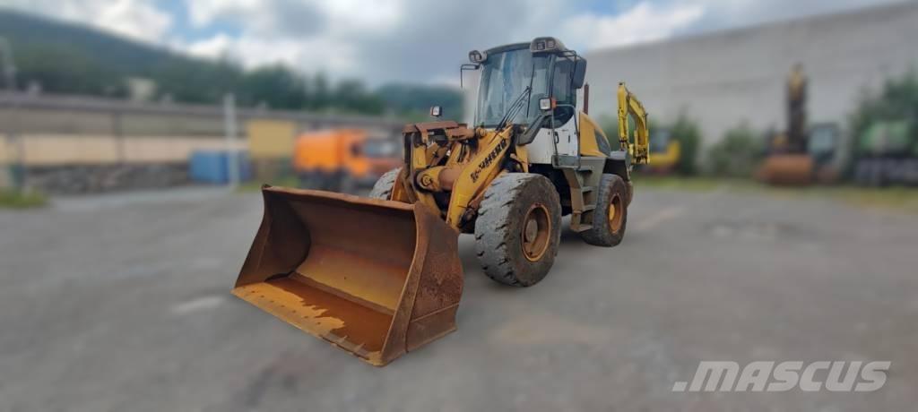 Liebherr L 524 Kolesni nakladalci