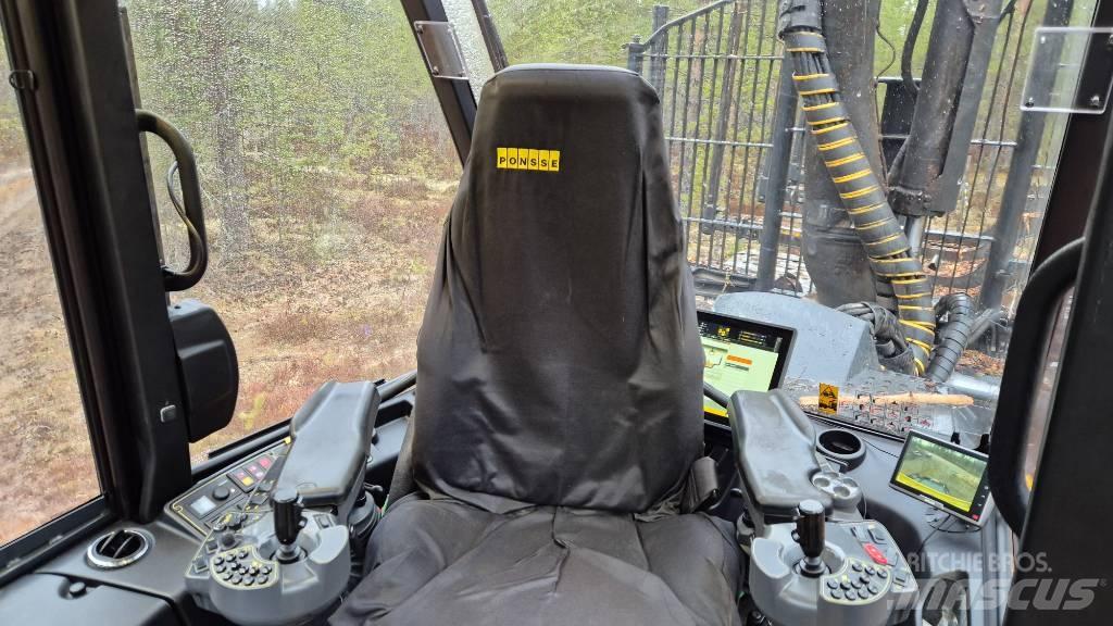 Ponsse BUFFALO AF 8W Forwarderji