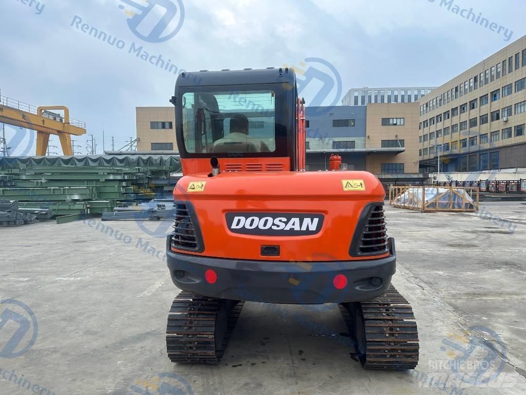 Doosan DX 60 Mini bagri <7t