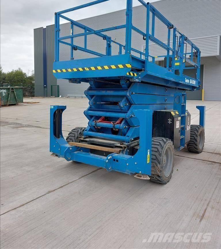 Genie GS 5390 RT Škarjaste dvižne ploščadi