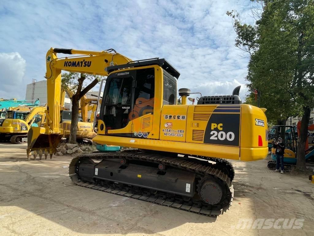 Komatsu PC 200-8 Bagri goseničarji