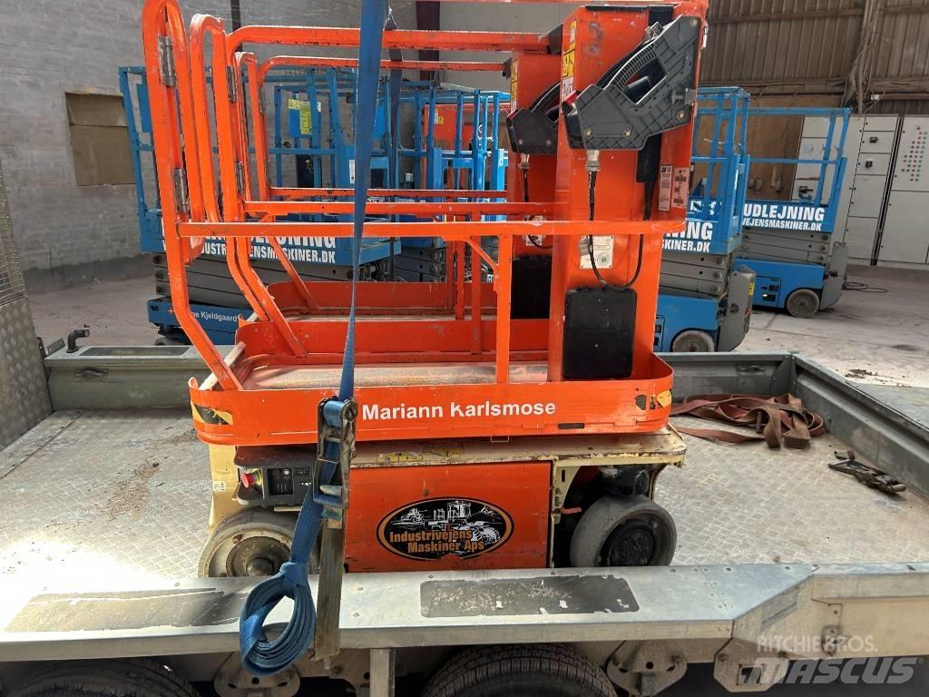 JLG 1230 ES Vertikalna dvigala