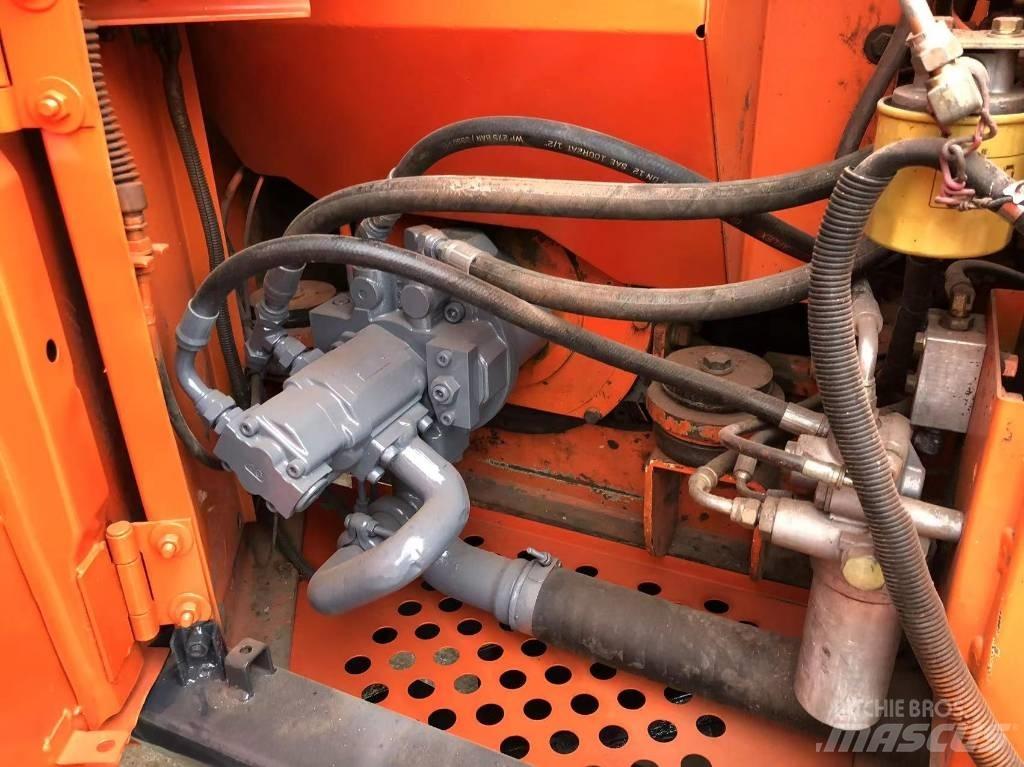 Hitachi ZX 60 Bagri goseničarji