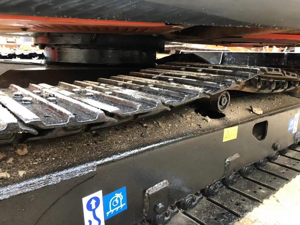 Hitachi ZX 60 Bagri goseničarji
