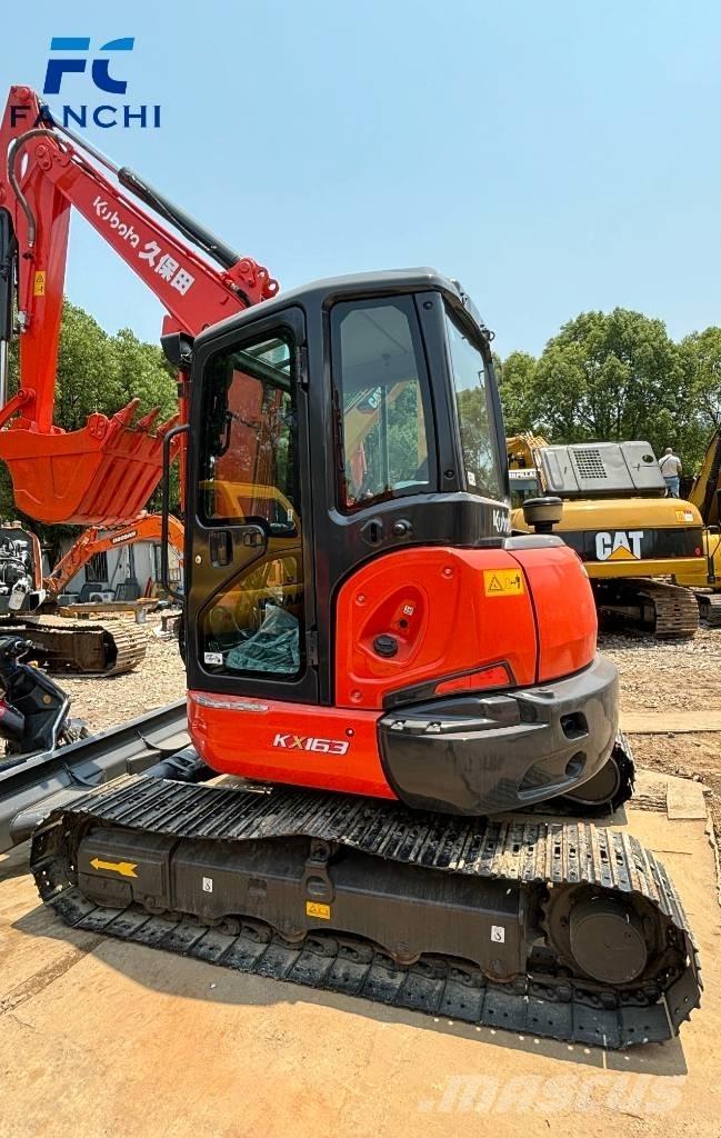 Kubota 163 Bagri goseničarji