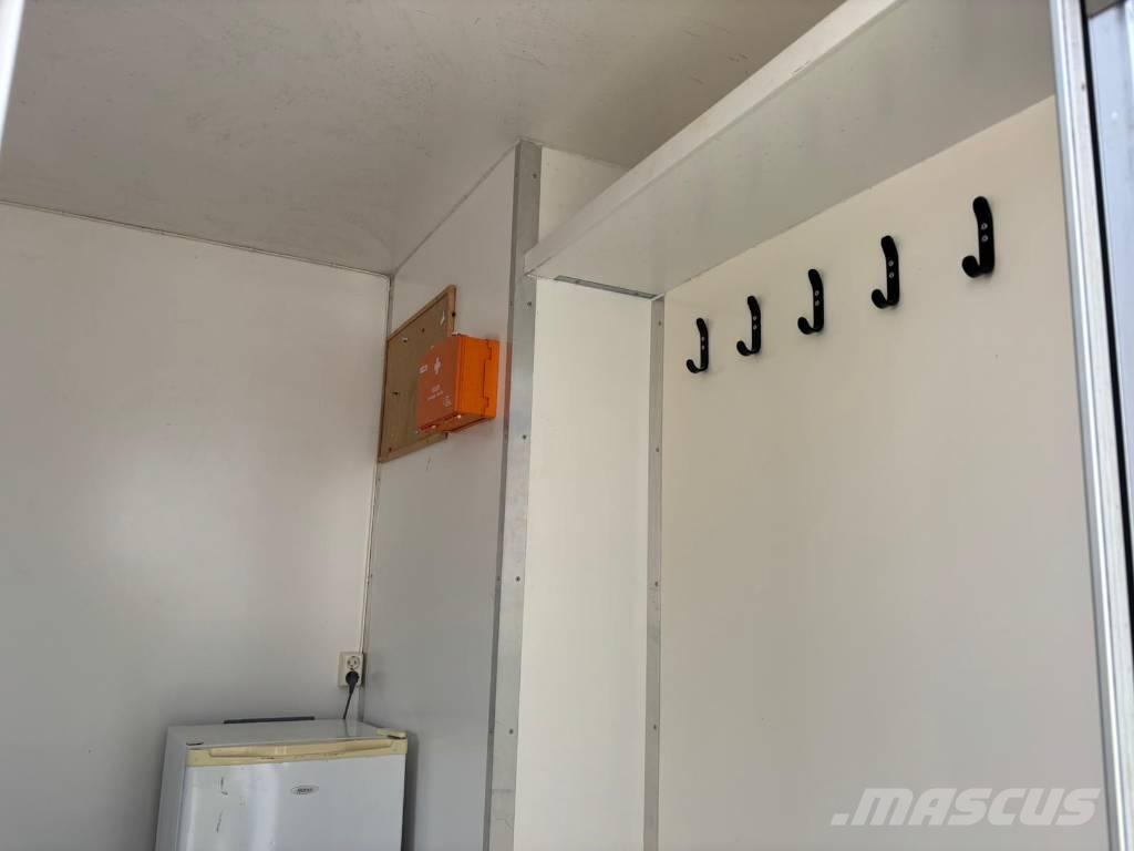  Arnpro S/A Bivalni kontejnerji