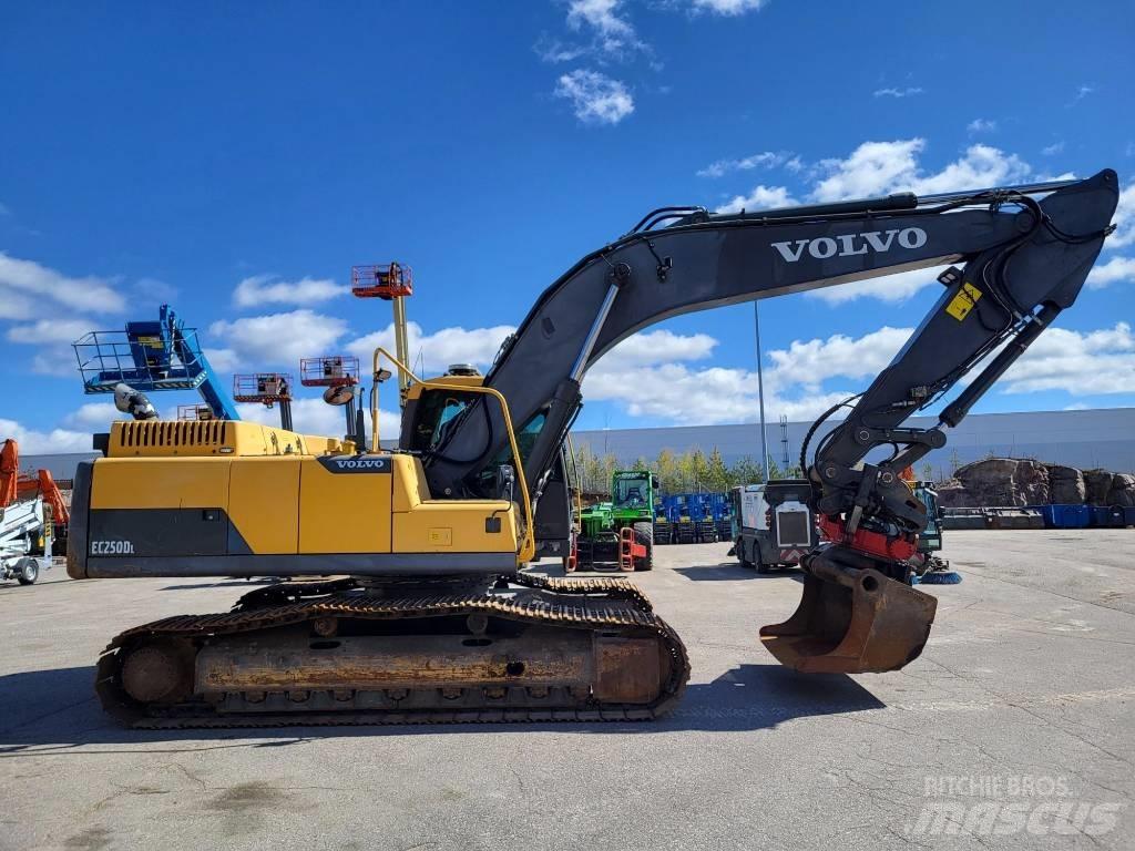 Volvo EC 250 D L Bagri goseničarji