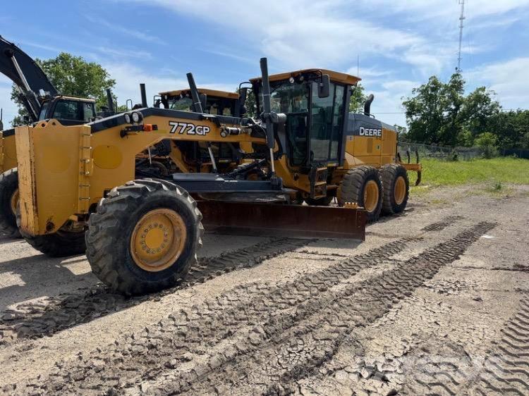 DEERE 772GP Grederji