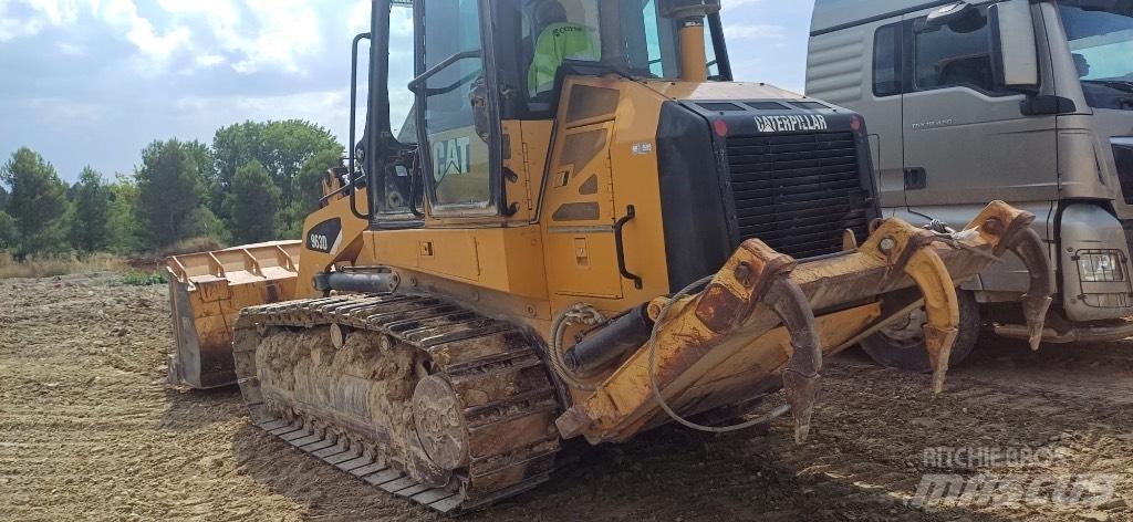 CAT 963 D Nakladalci goseničarji