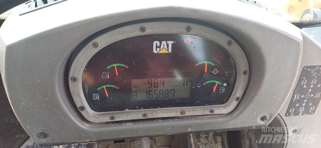CAT 963 D Nakladalci goseničarji
