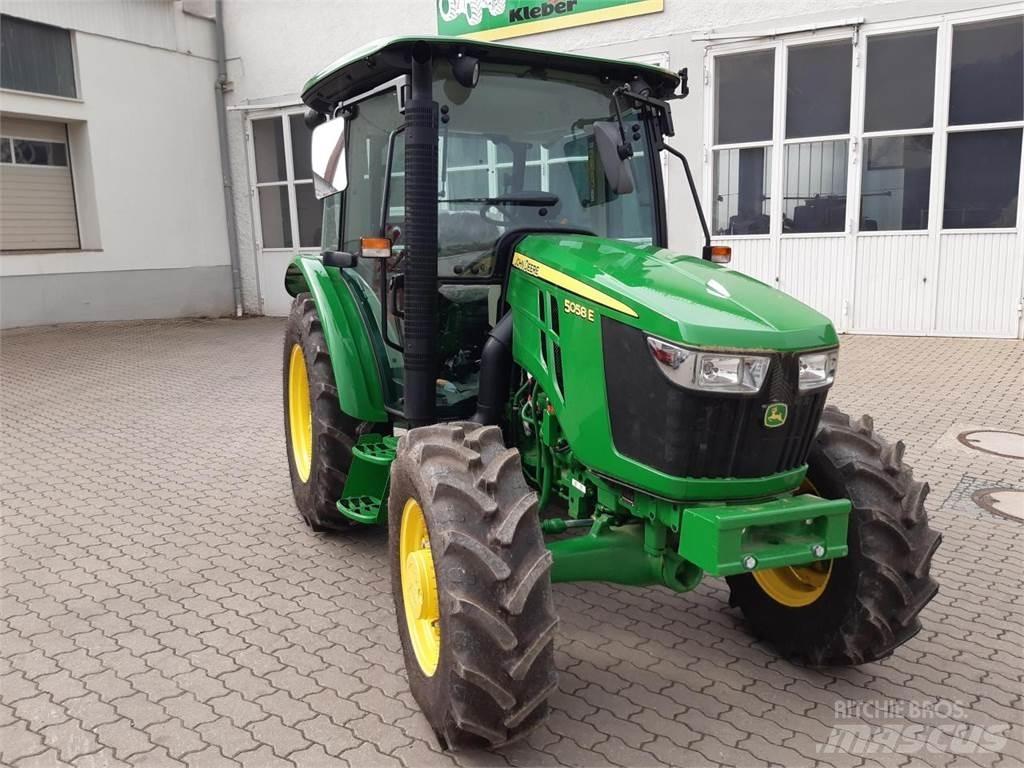 John Deere 5058E Traktorji