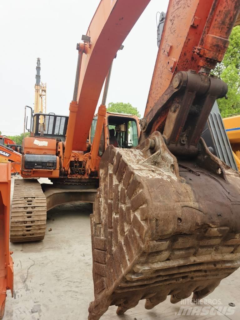 Doosan DX300LC-9C Bagri goseničarji