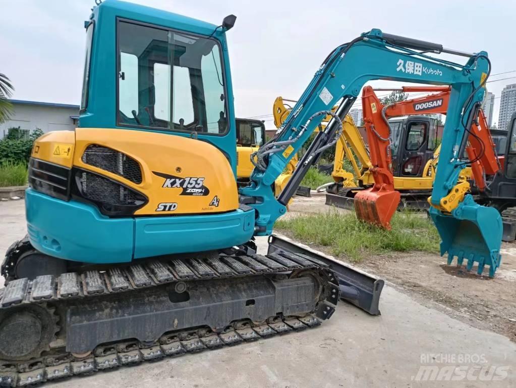 Kubota 155 Bagri goseničarji