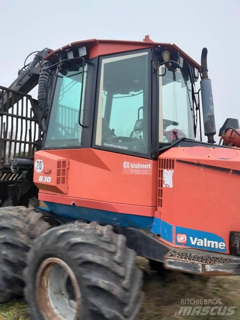 Valmet 830 Forwarderji