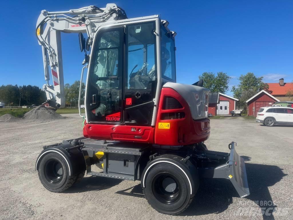Takeuchi TB 370 W Bagri na kolesih