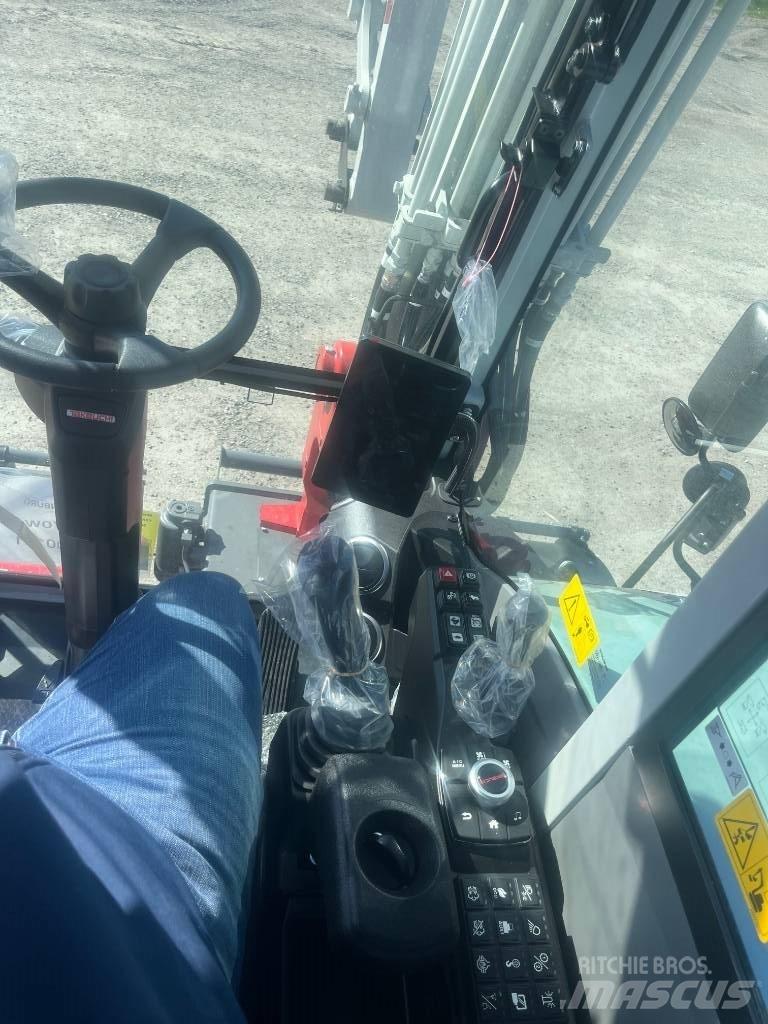 Takeuchi TB 370 W Bagri na kolesih