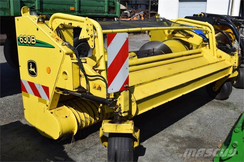 John Deere 7250 i Stroji za krmo na lastni pogon
