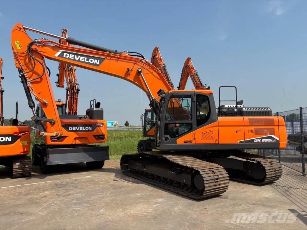 Develon DX255LC-7 Bagri goseničarji