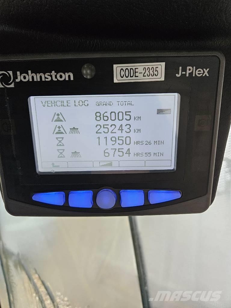 Johnston CN400 Cestni pometači