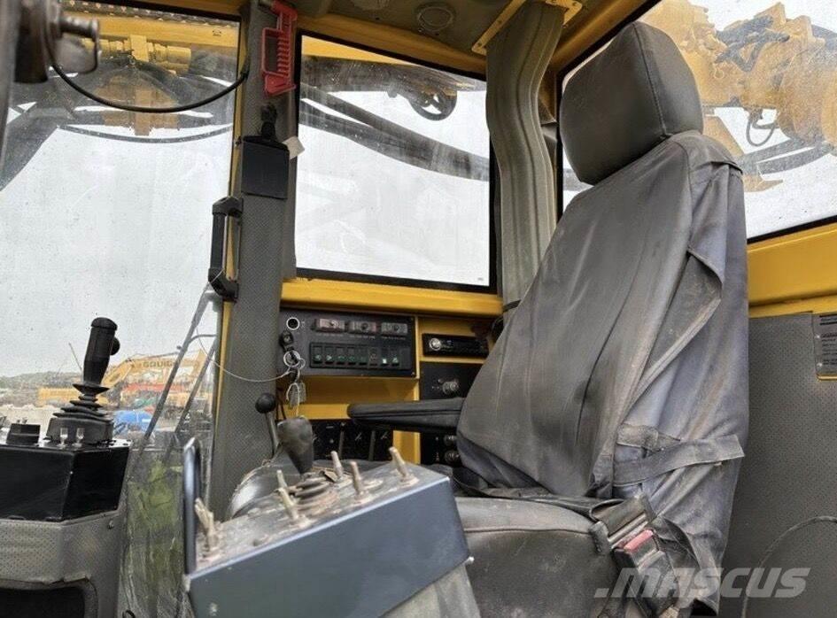 Atlas Copco ROC F6 Težki vrtalni stroji