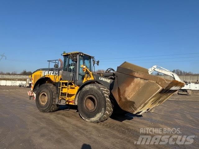 Bell L 2606 E Kolesni nakladalci