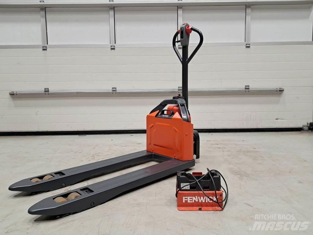 Linde MT12 Električni nizko dvižni viličar