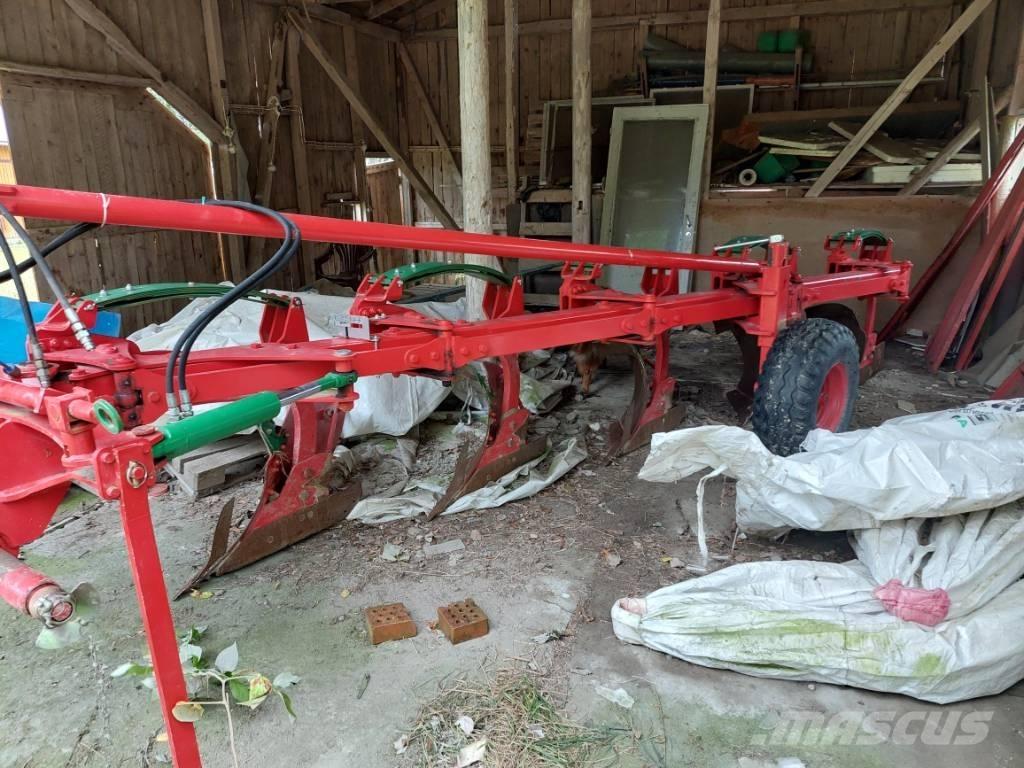 Unia TUR VARIO 5 R Navadni plugi