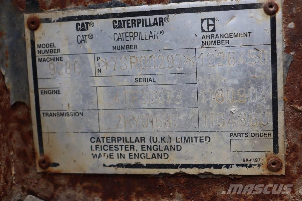 CAT 928 G Kolesni nakladalci
