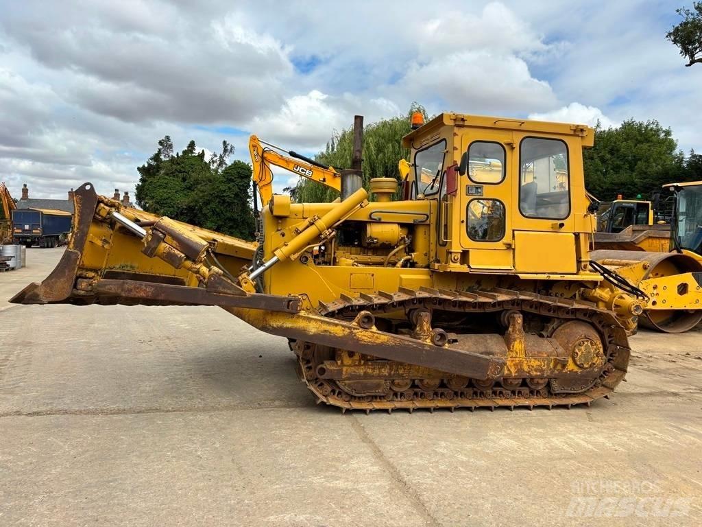 CAT D 6 D Buldožerji goseničarji